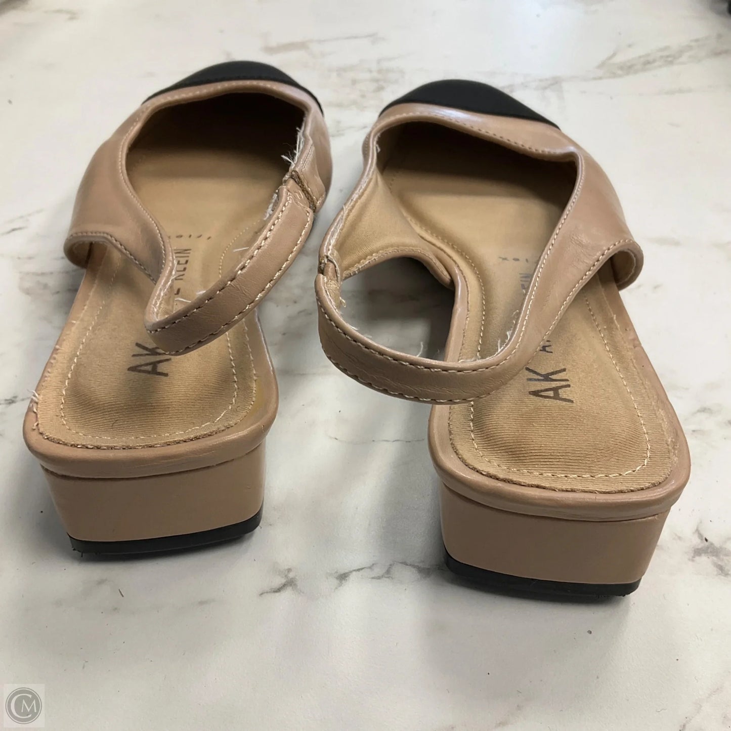 Shoes Flats By Anne Klein In Black & Cream, Size: 9