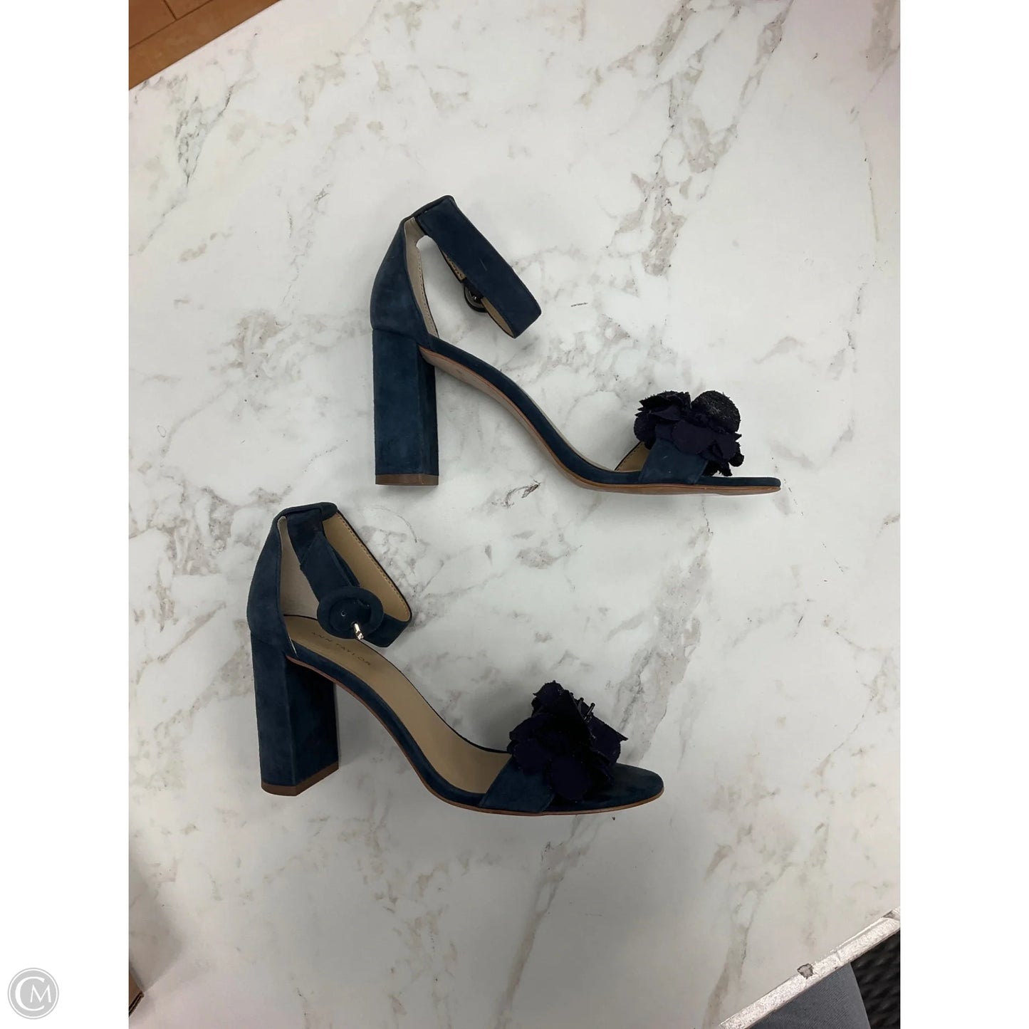 Shoes Heels Block By Ann Taylor In Navy, Size: 6.5