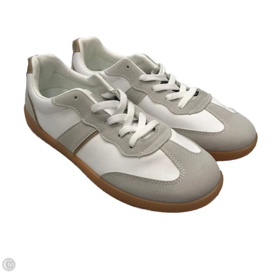Shoes Sneakers By Fashion In Grey & White, Size: 9
