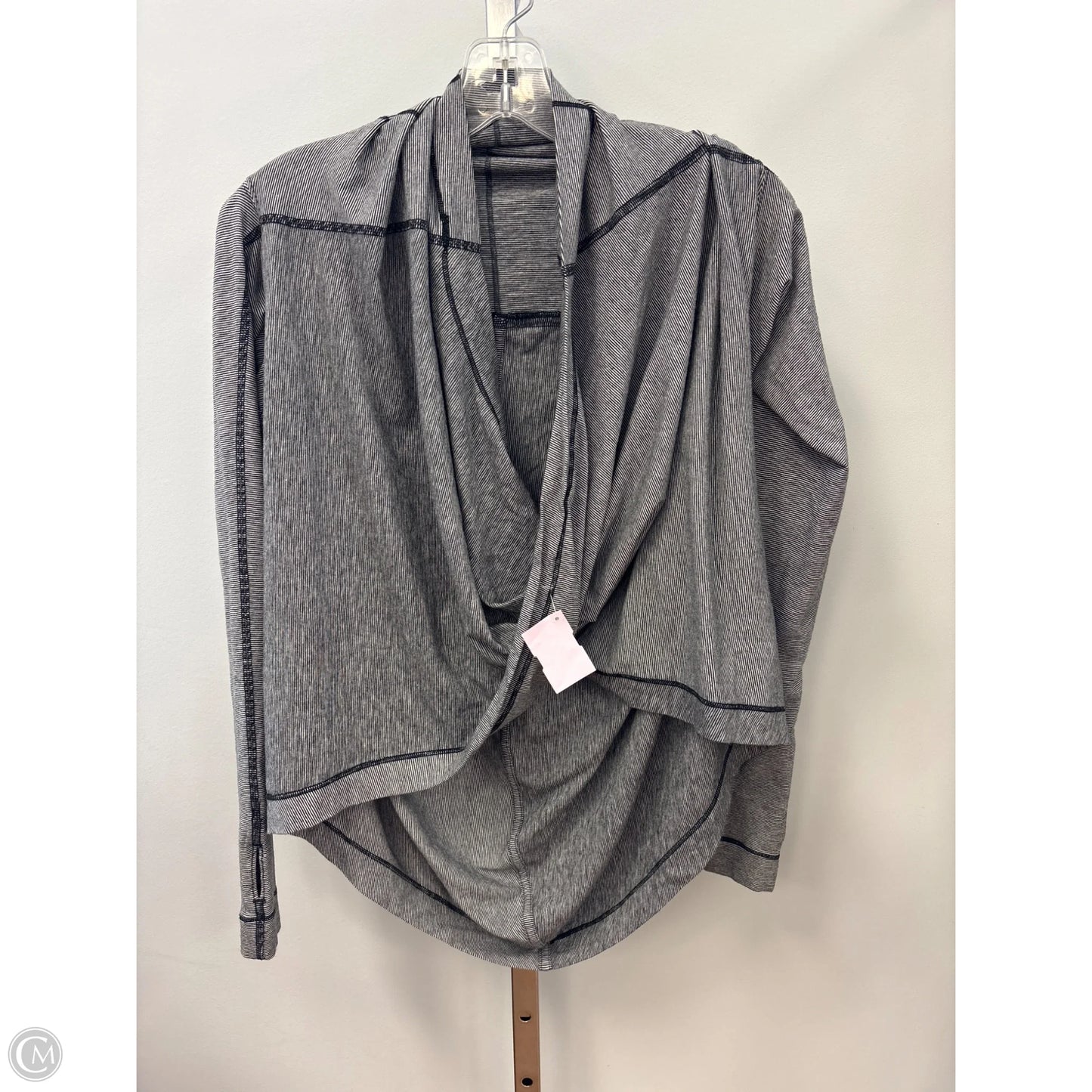 Athletic Top Long Sleeve Crewneck By Lululemon In Striped Pattern, Size: S