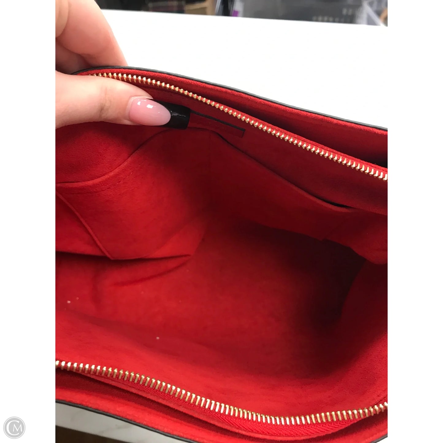 Handbag Luxury Designer By Louis Vuitton, Size: Medium