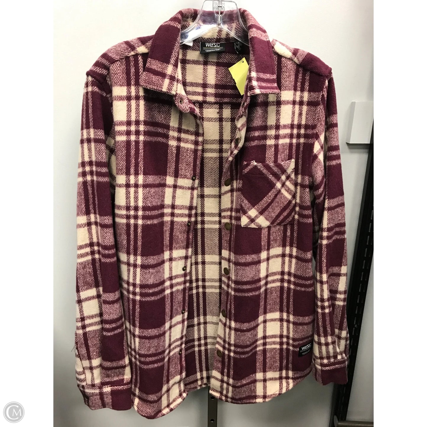 Jacket Shirt By Clothes Mentor In Plaid Pattern, Size: M