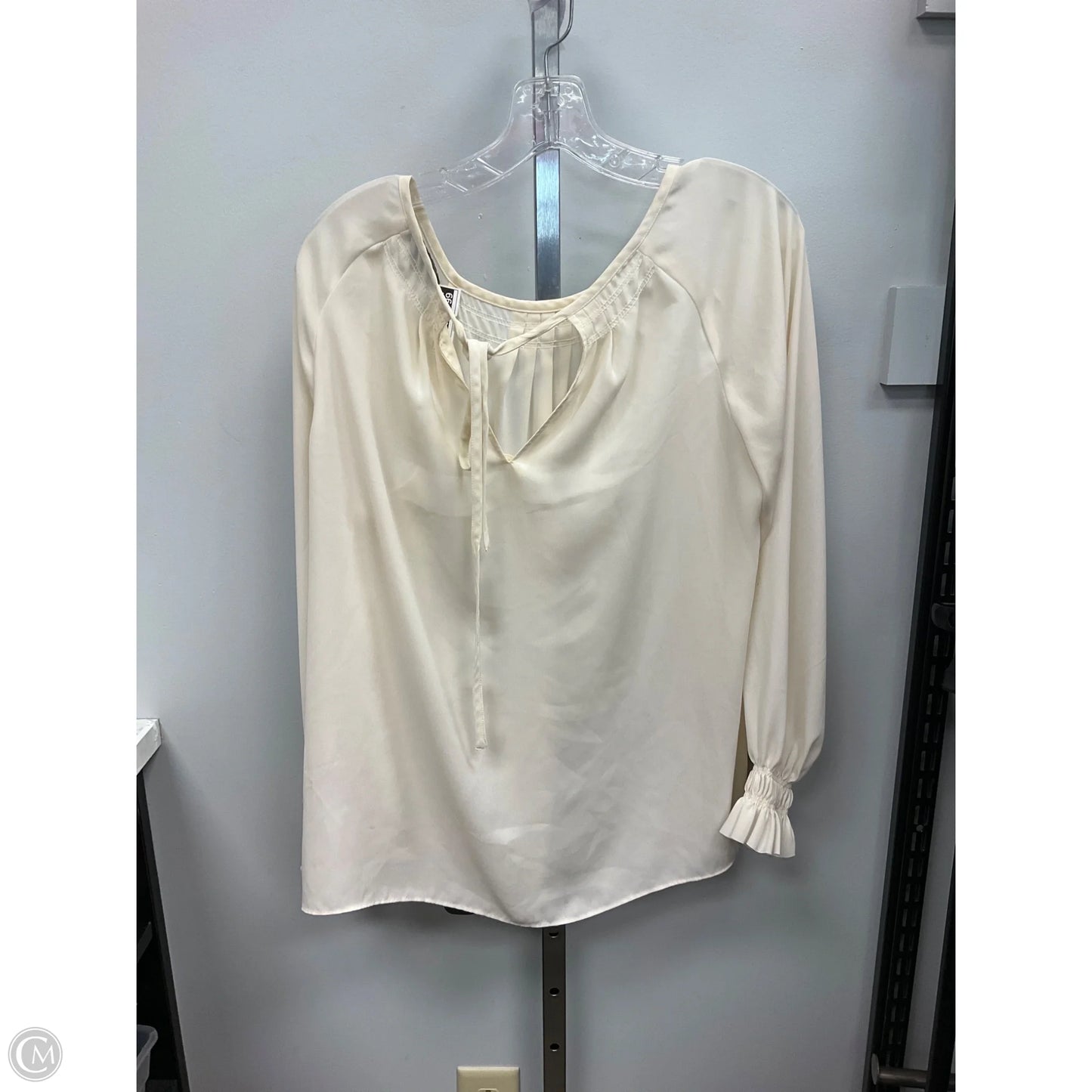 Top Long Sleeve By Banana Republic In Cream, Size: M