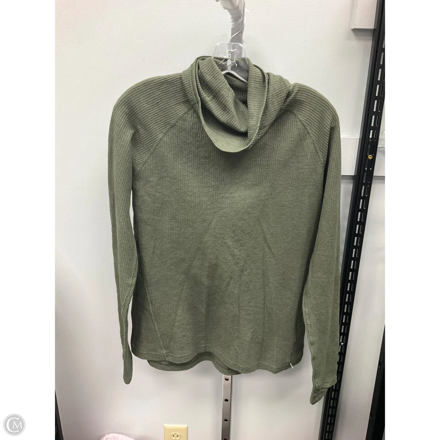 Top Long Sleeve By Clothes Mentor In Green, Size: L