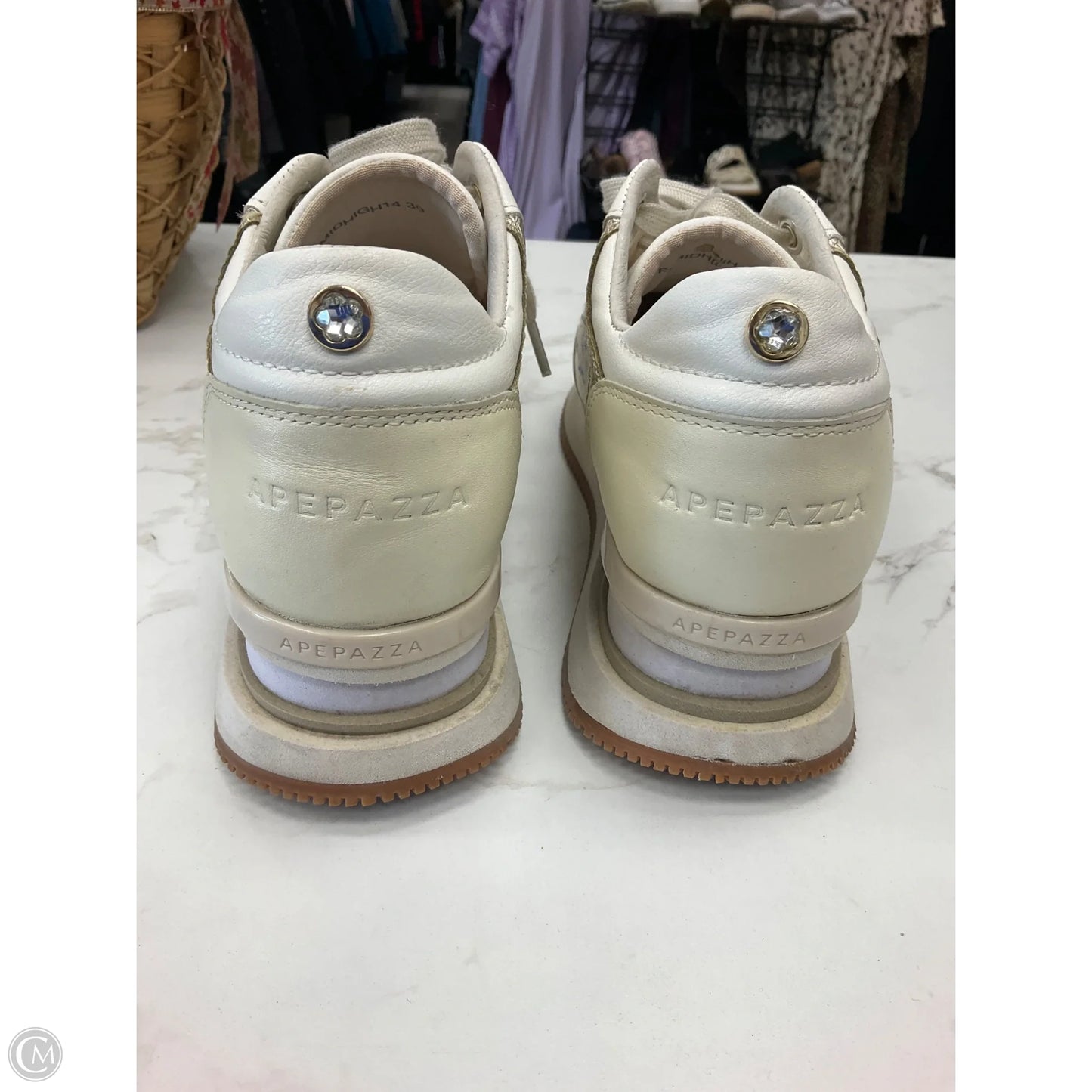 Shoes Sneakers By Cmc In Cream, Size: 9