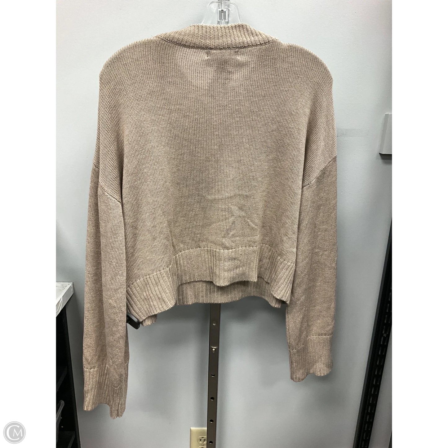 Sweater By Clothes Mentor In Tan, Size: M