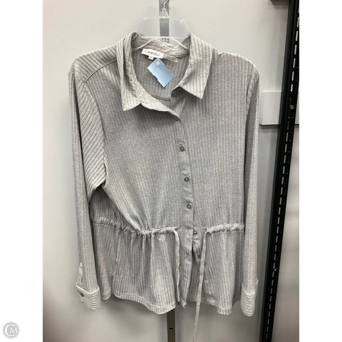 Top Long Sleeve By Calvin Klein In Grey, Size: L