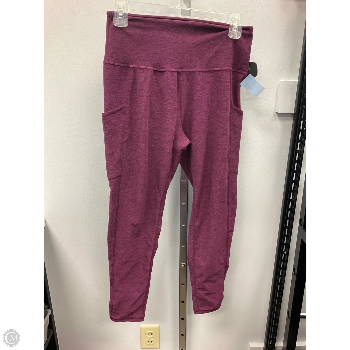 Athletic Capris By Kirkland In Purple, Size: L
