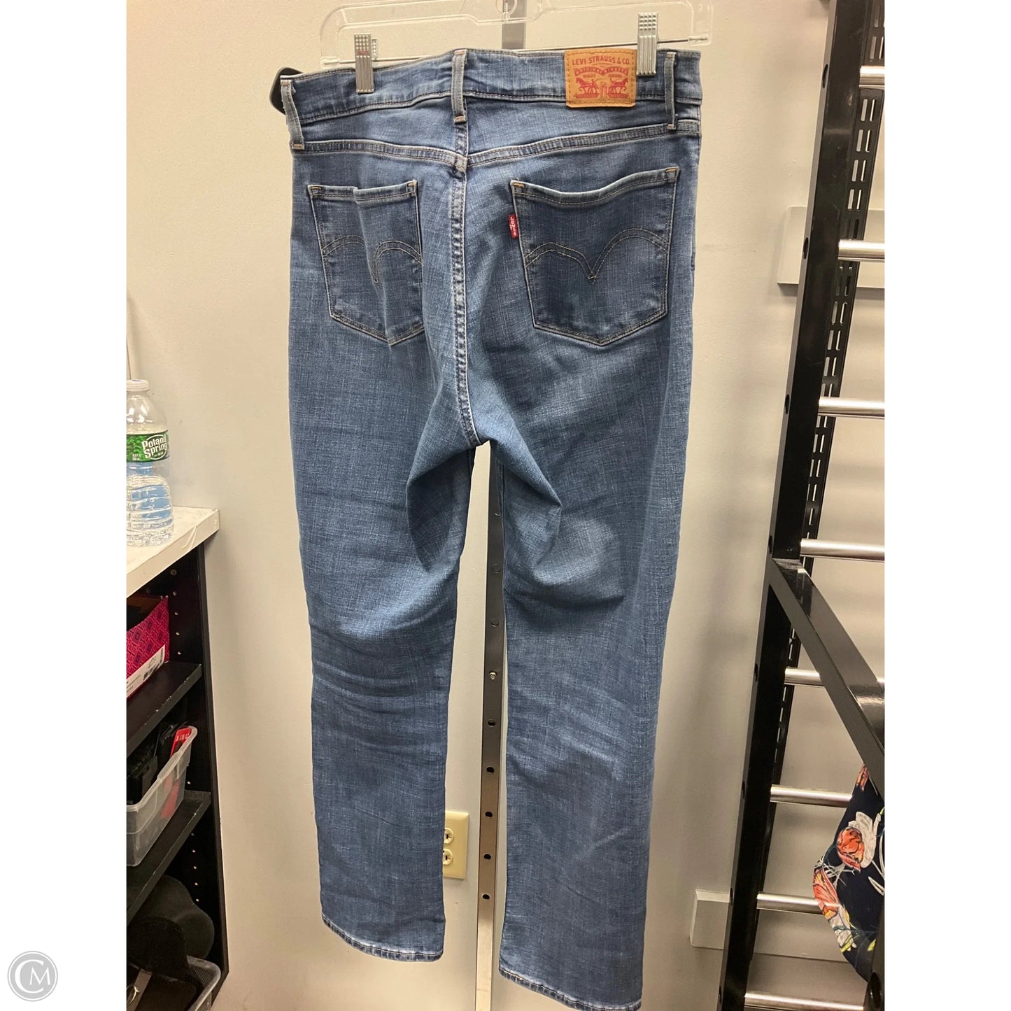 Jeans Straight By Levis In Blue Denim, Size: 8