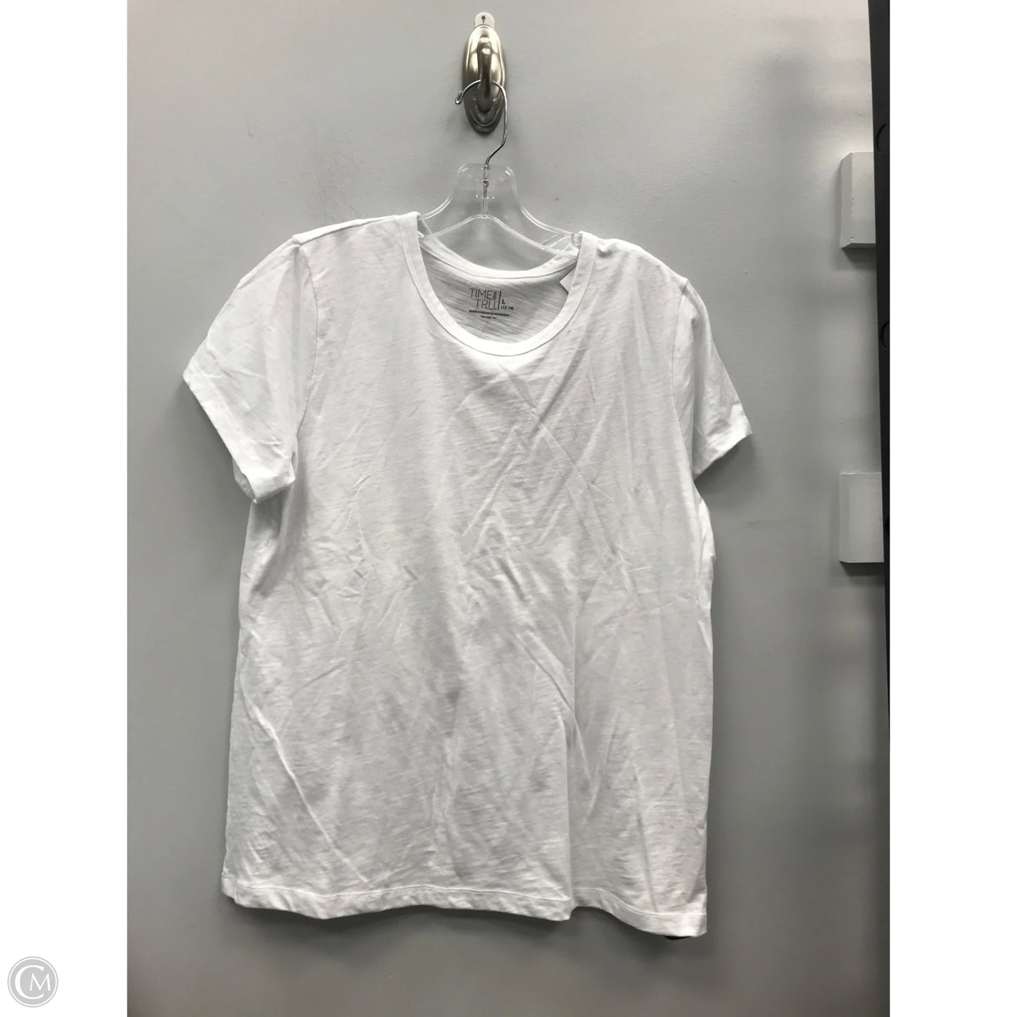 Top Short Sleeve Basic By Time And Tru In White, Size: L