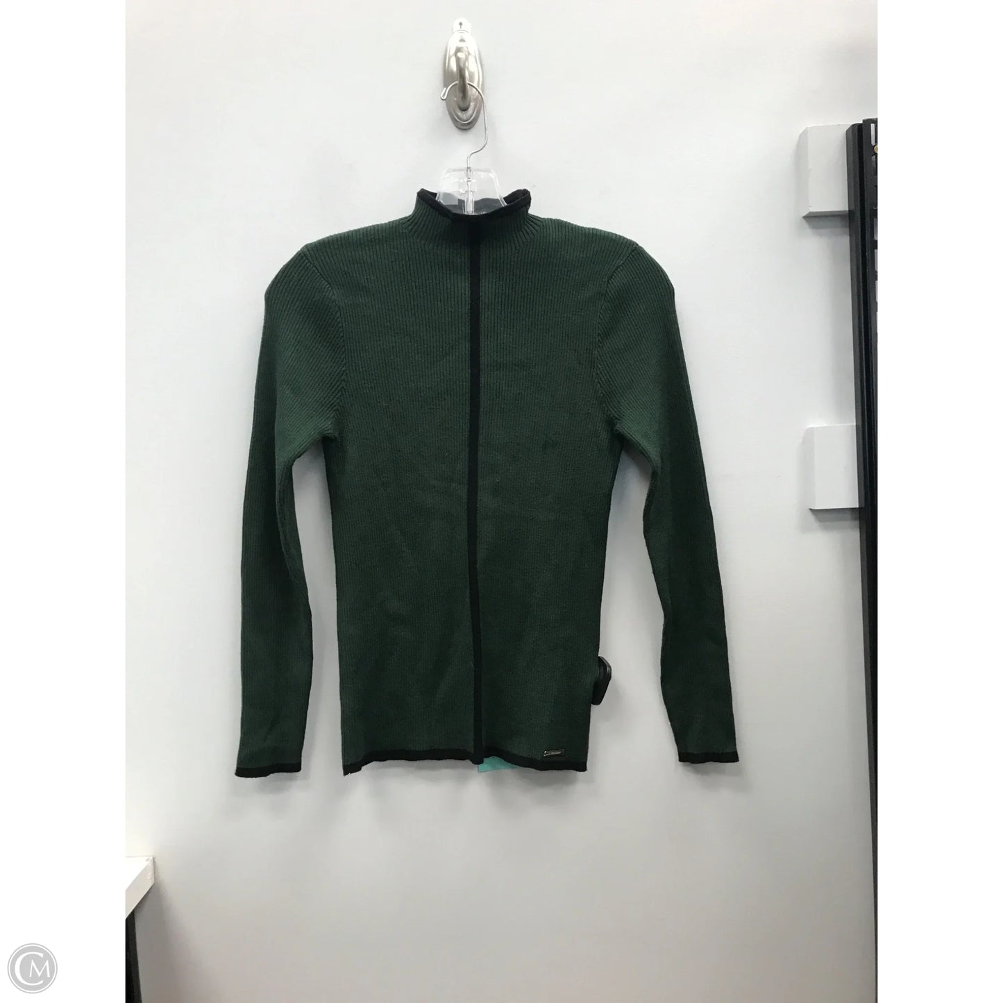 Top Long Sleeve By Tahari In Green, Size: S
