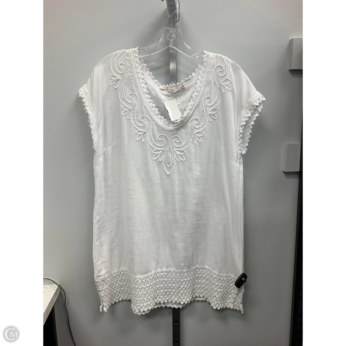 Top Short Sleeve By Soft Surroundings In White, Size: M