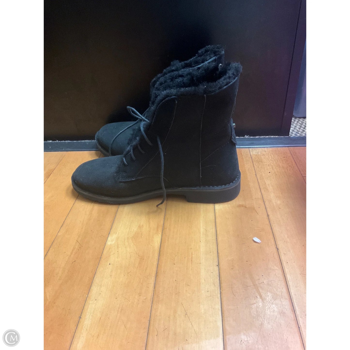 Boots Designer By Ugg In Black, Size: 9