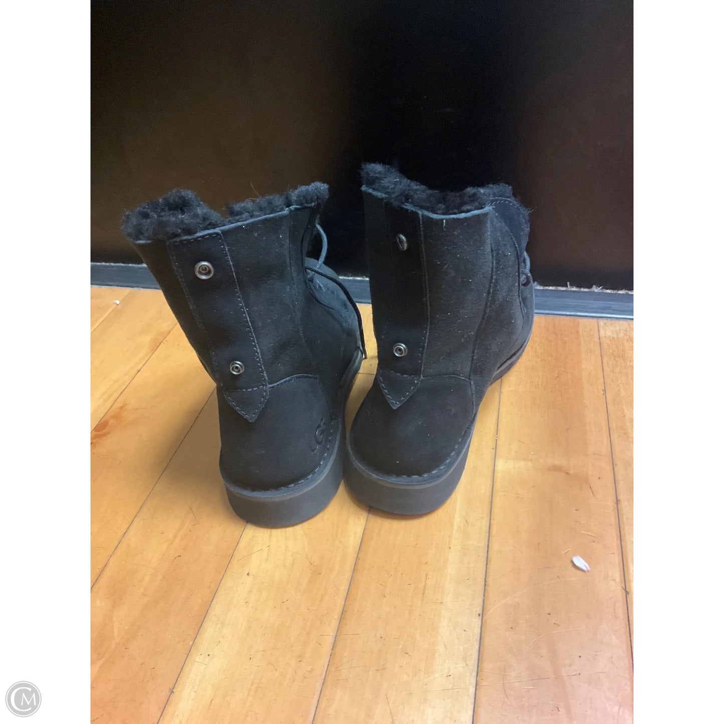 Boots Designer By Ugg In Black, Size: 9