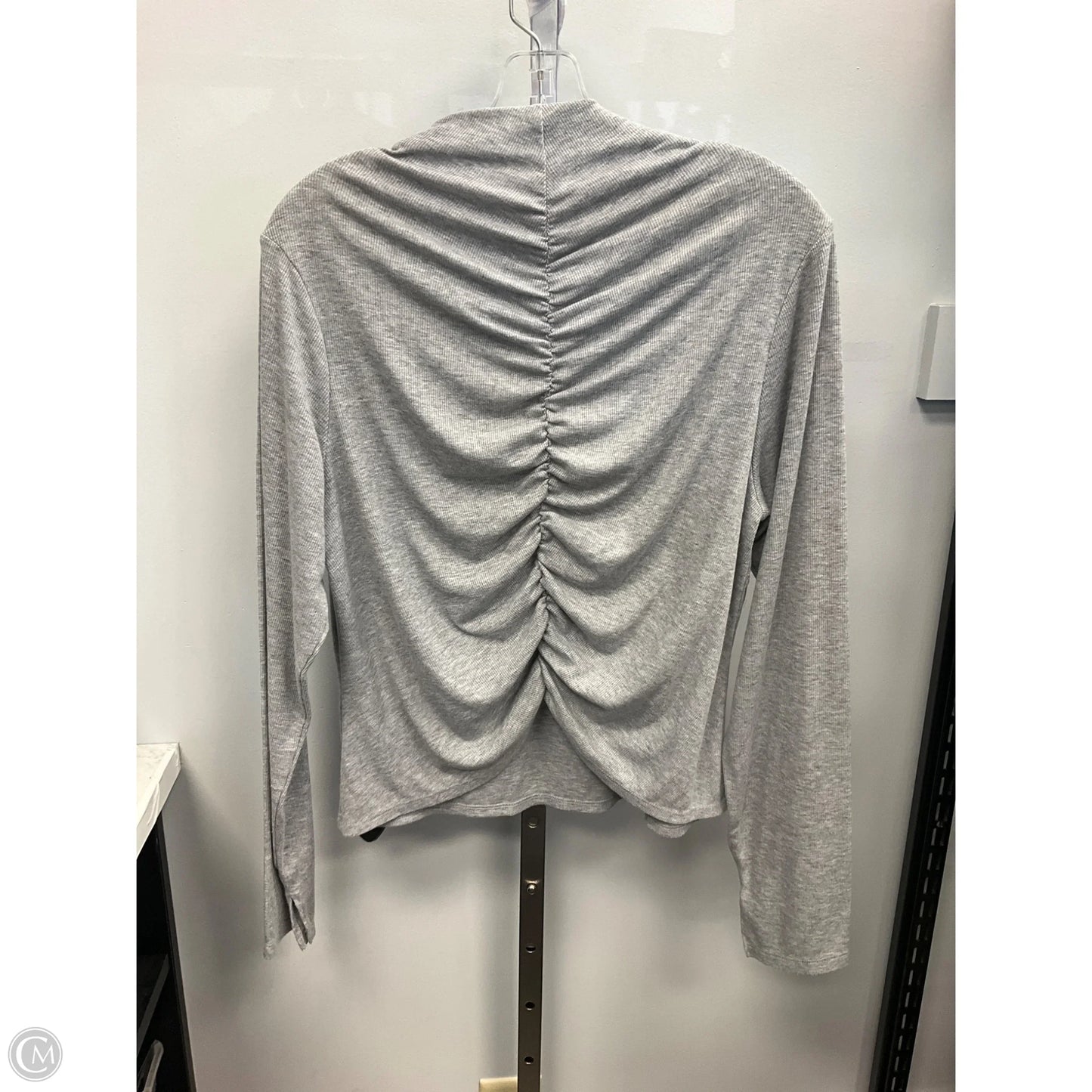 Top Long Sleeve By Old Navy In Grey, Size: Xl