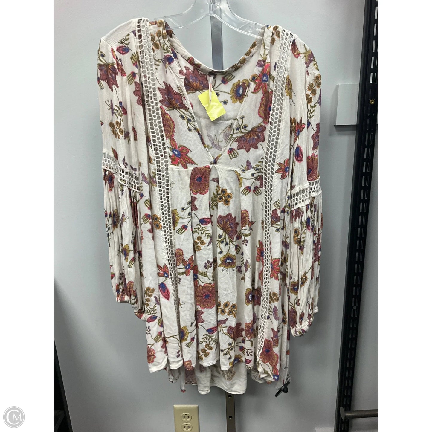 Top Long Sleeve By Free People In Floral Print, Size: M