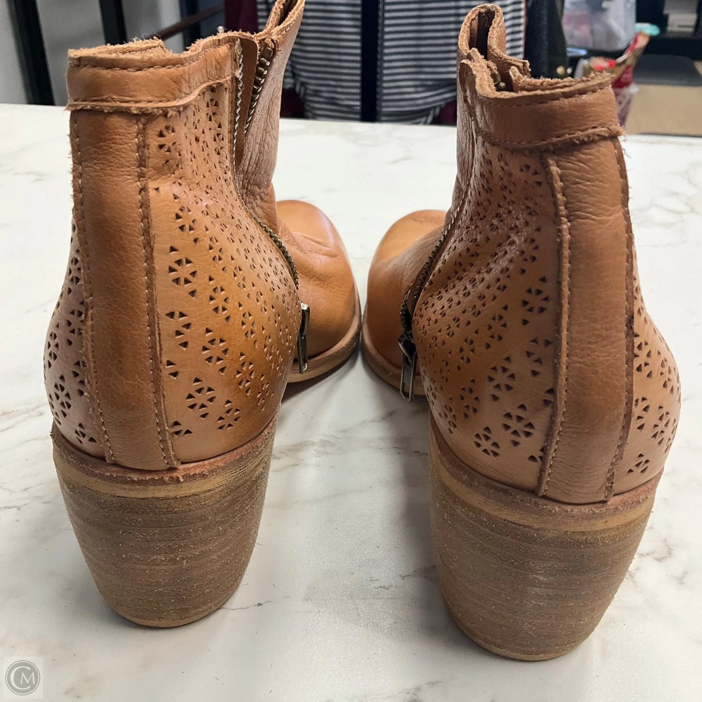Boots Ankle Heels By Clothes Mentor In Tan, Size: 9