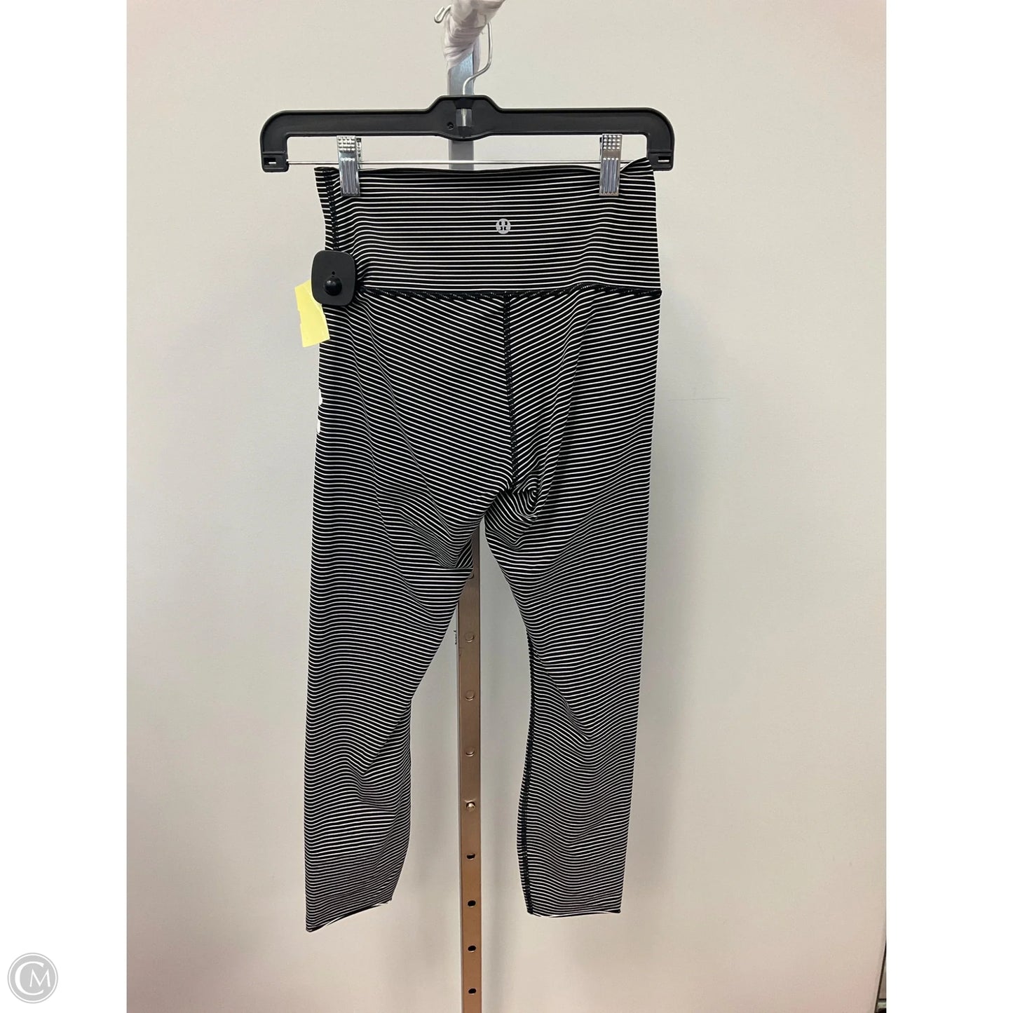 Athletic Capris By Lululemon In Striped Pattern, Size: 6