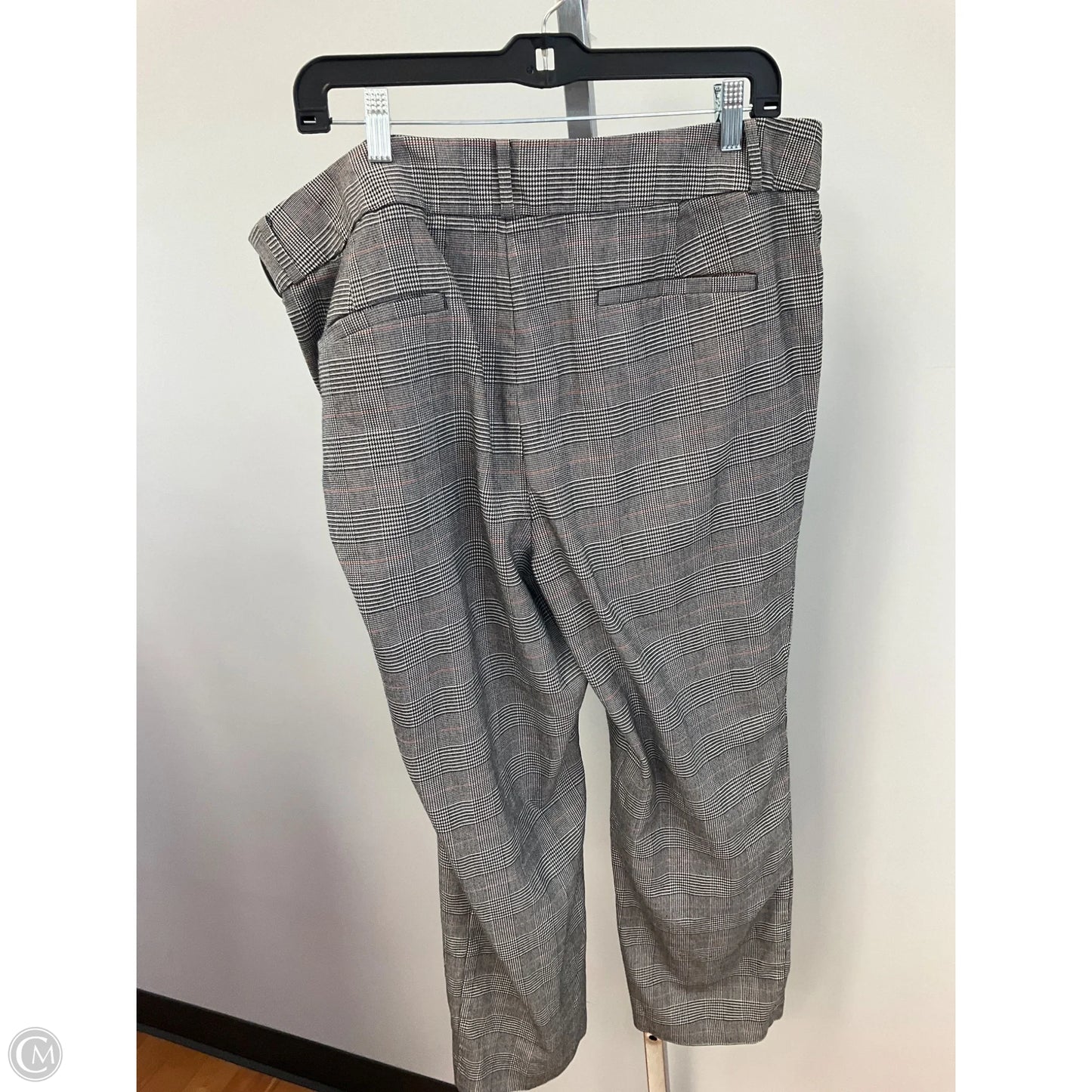 Pants Cropped By Loft In Plaid Pattern, Size: 18