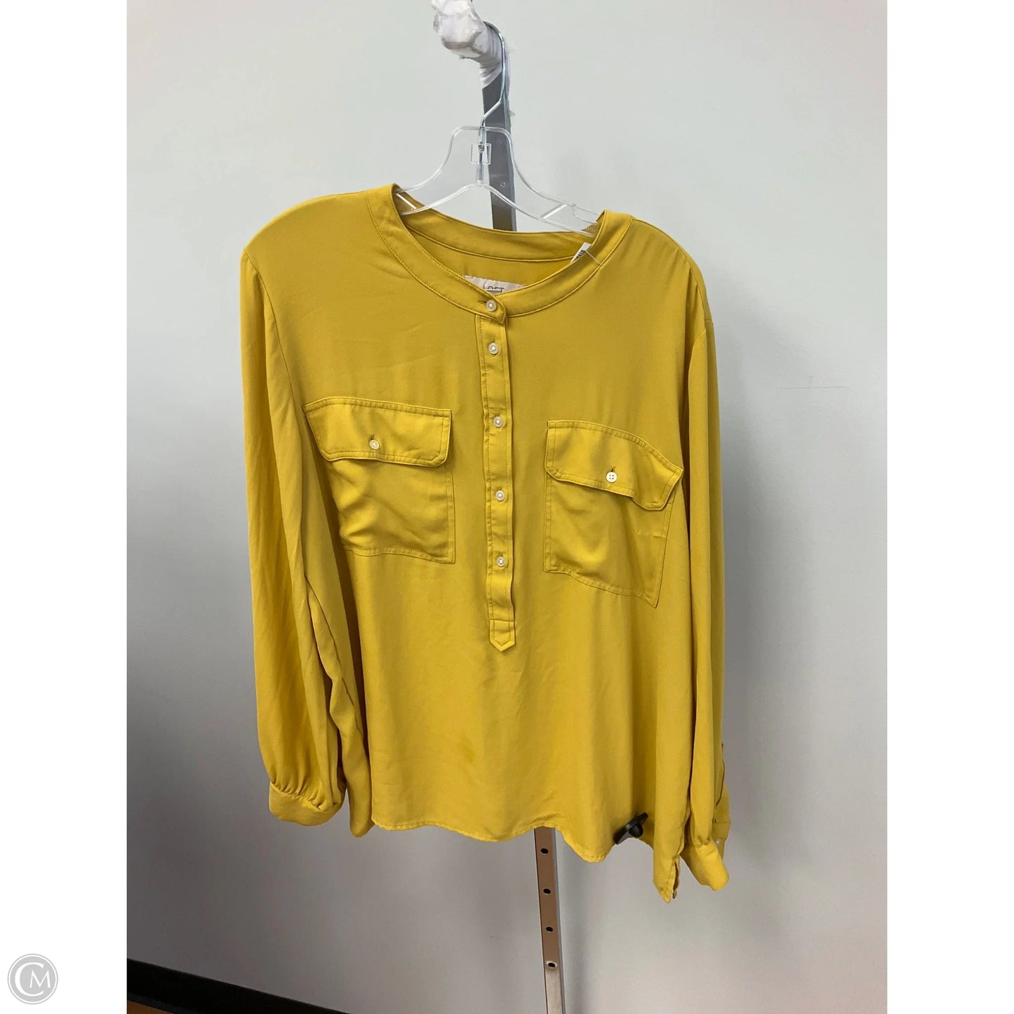 Top Long Sleeve By Loft In Gold, Size: Xxl