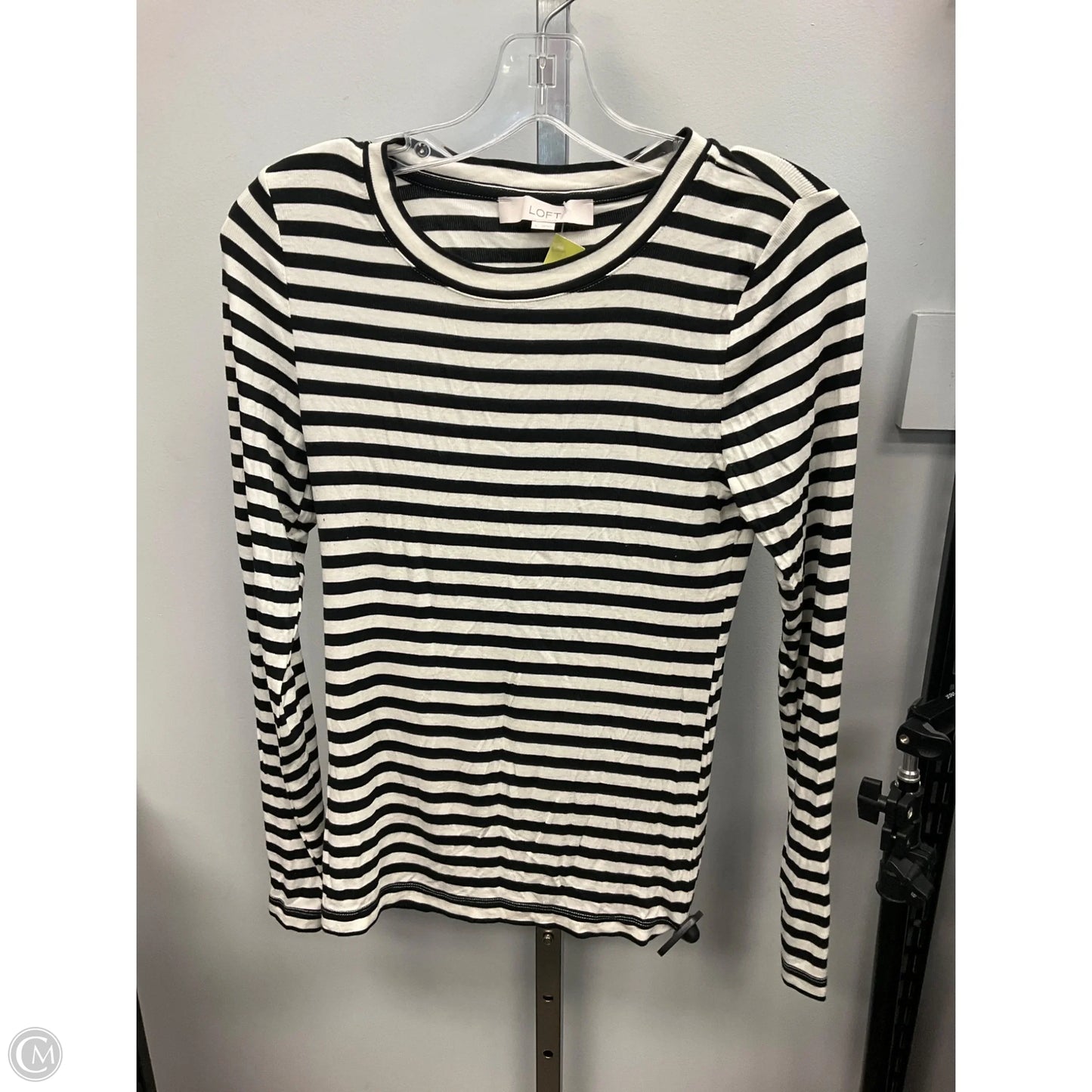 Top Long Sleeve By Loft In Striped Pattern, Size: S