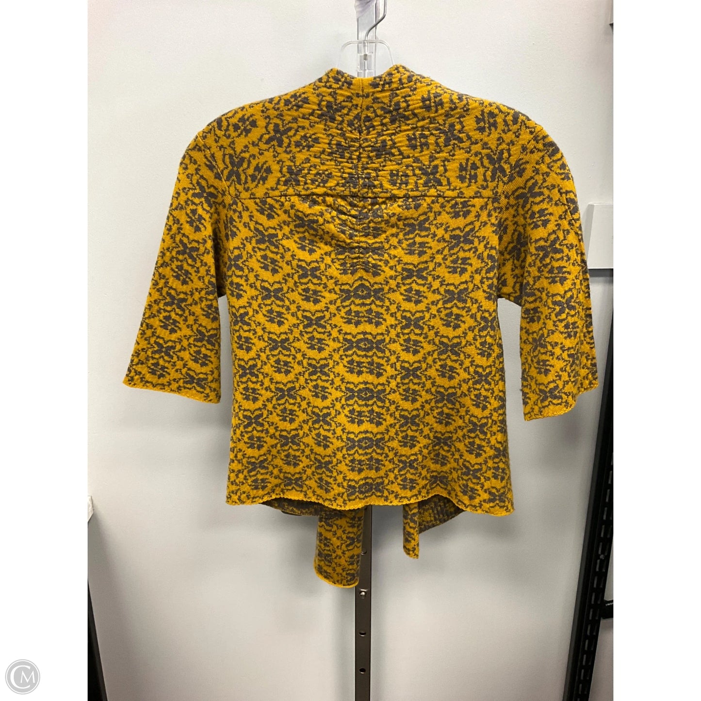 Sweater Short Sleeve By Moth In Gold & Grey, Size: S