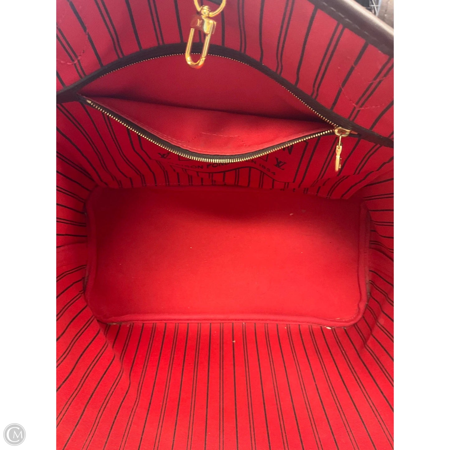Handbag Luxury Designer By Louis Vuitton, Size: Medium