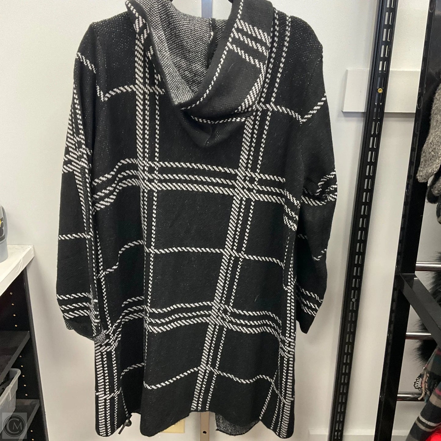 Sweater By Fortune & Ivy In Black & White, Size: Xxl