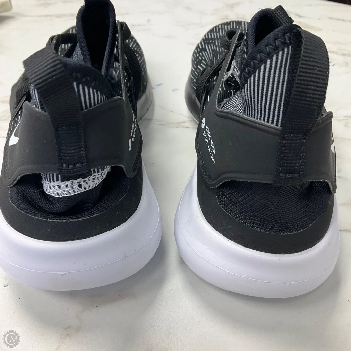 Shoes Athletic By Nike In Black & White, Size: 9
