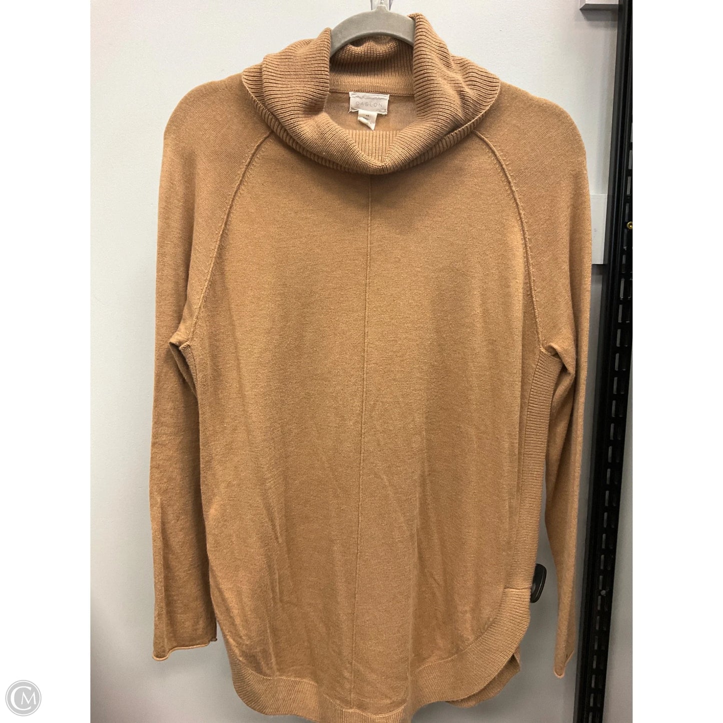 Sweater By Caslon In Tan, Size: Xs