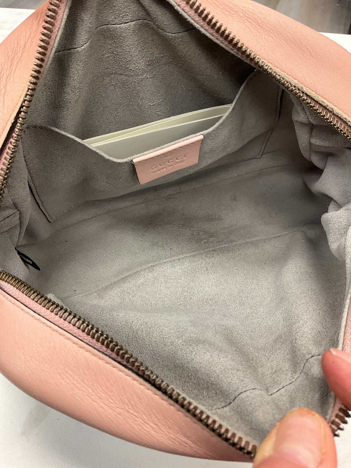 Handbag Luxury Designer By Gucci, Size: Small