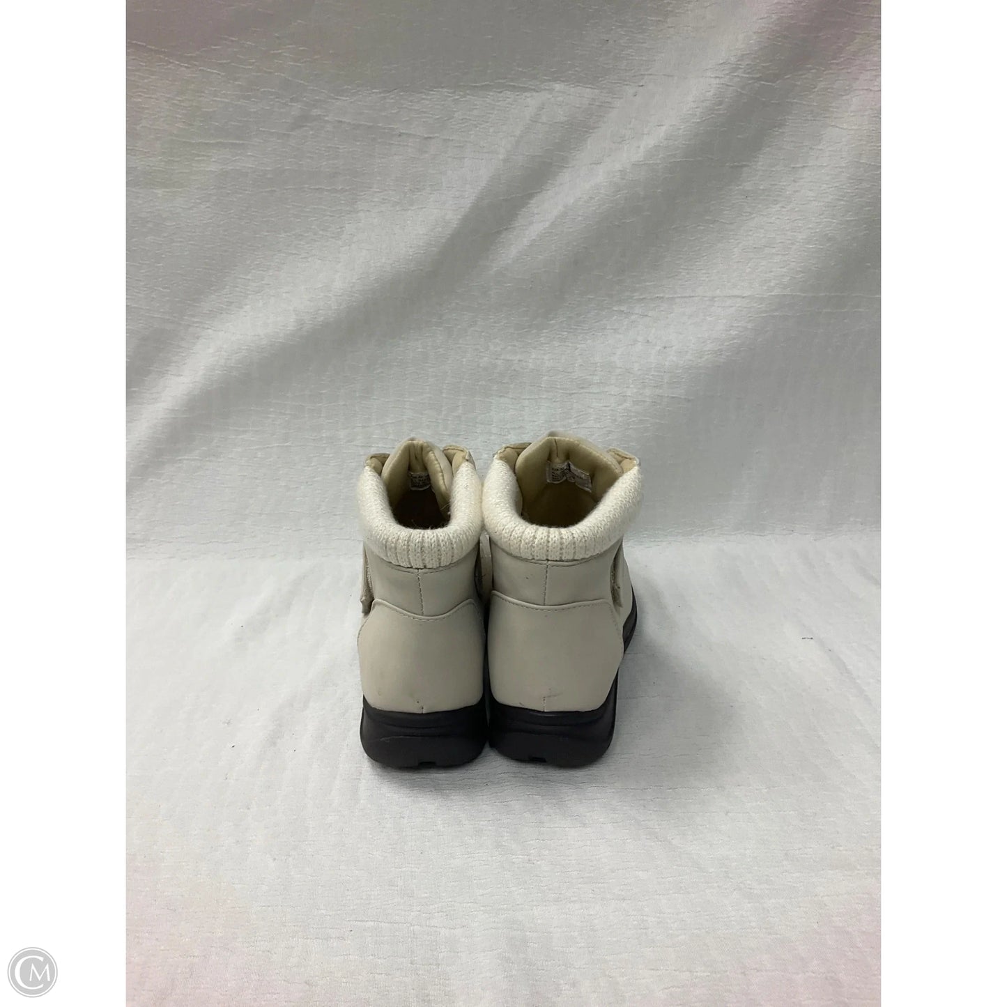 Boots Ankle Flats By Cme In Cream, Size: 9