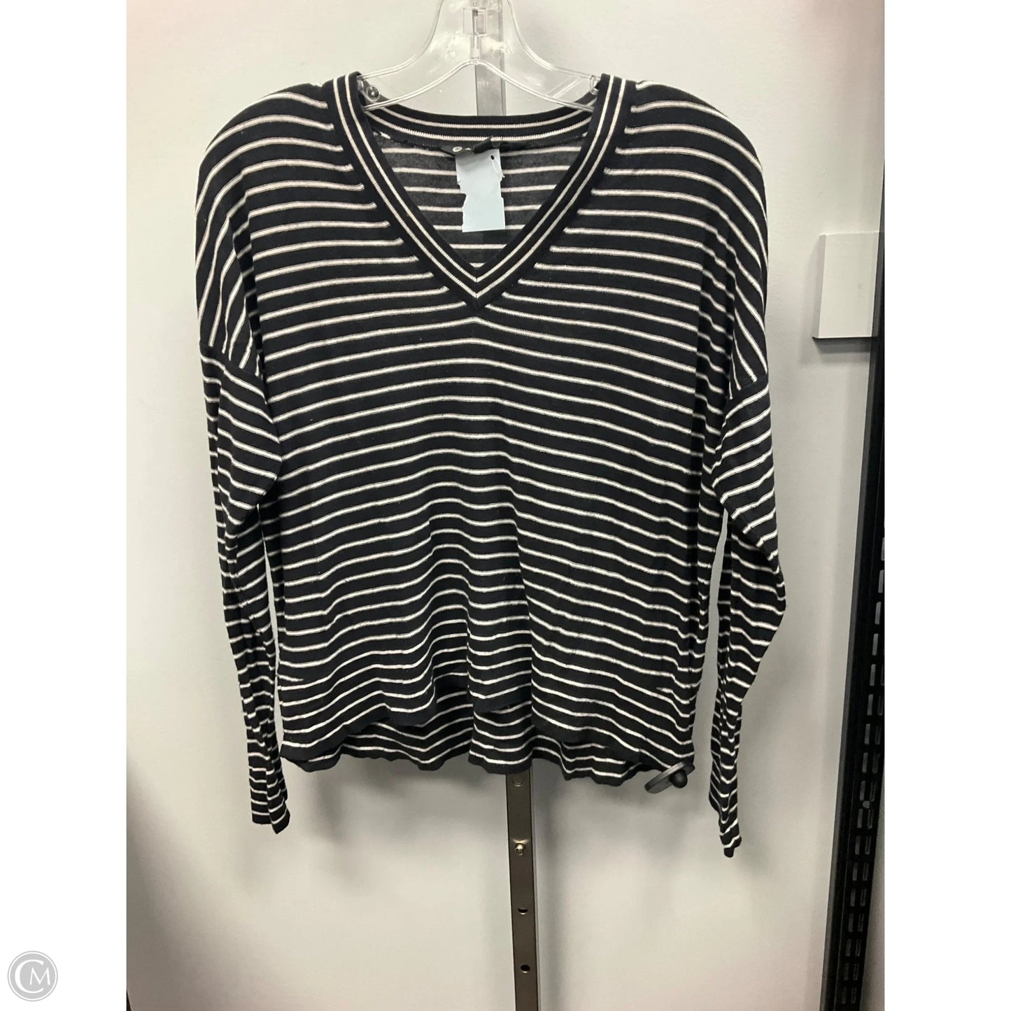 Top Long Sleeve Basic By Athleta In Striped Pattern, Size: S