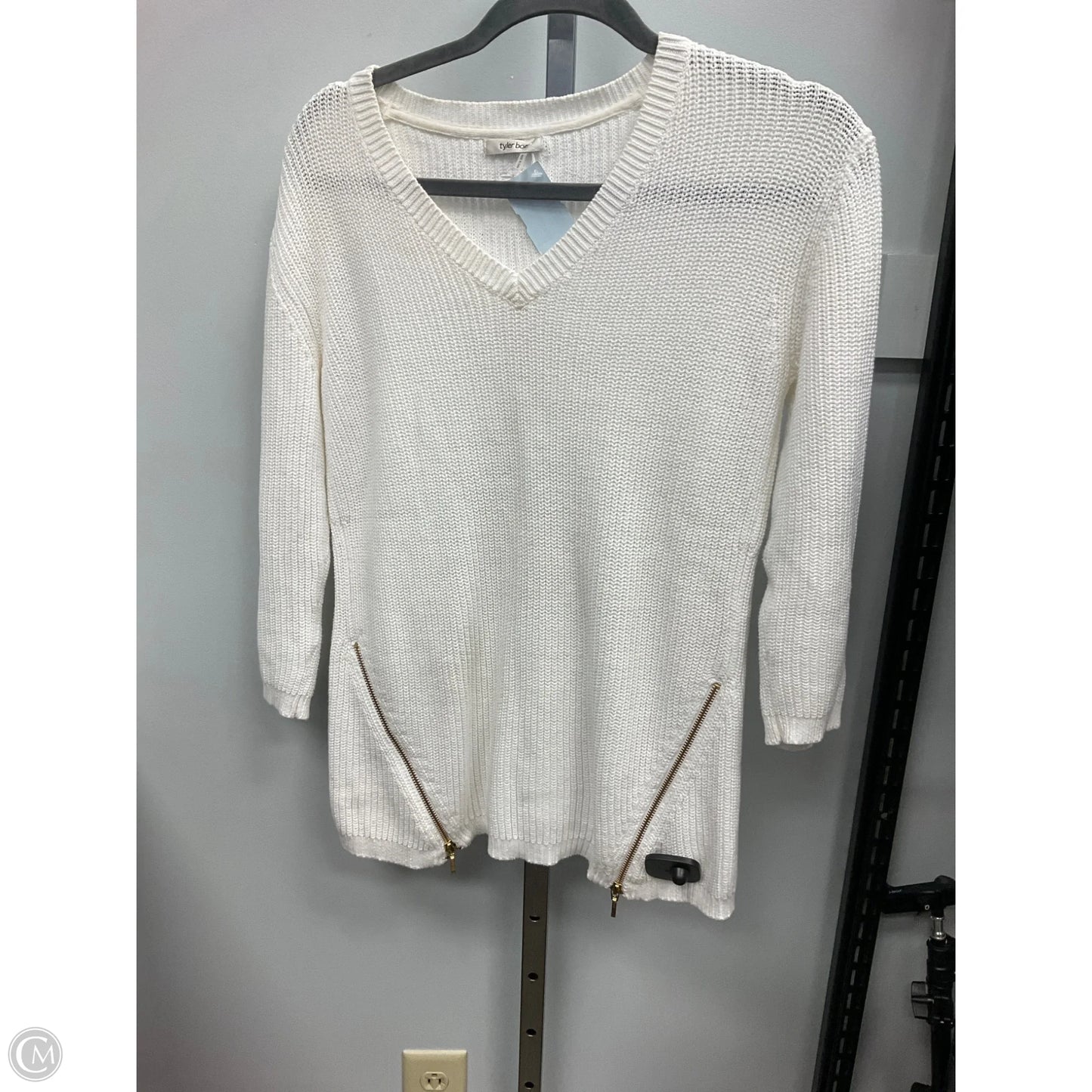 Sweater By Tyler Boe In Cream, Size: M