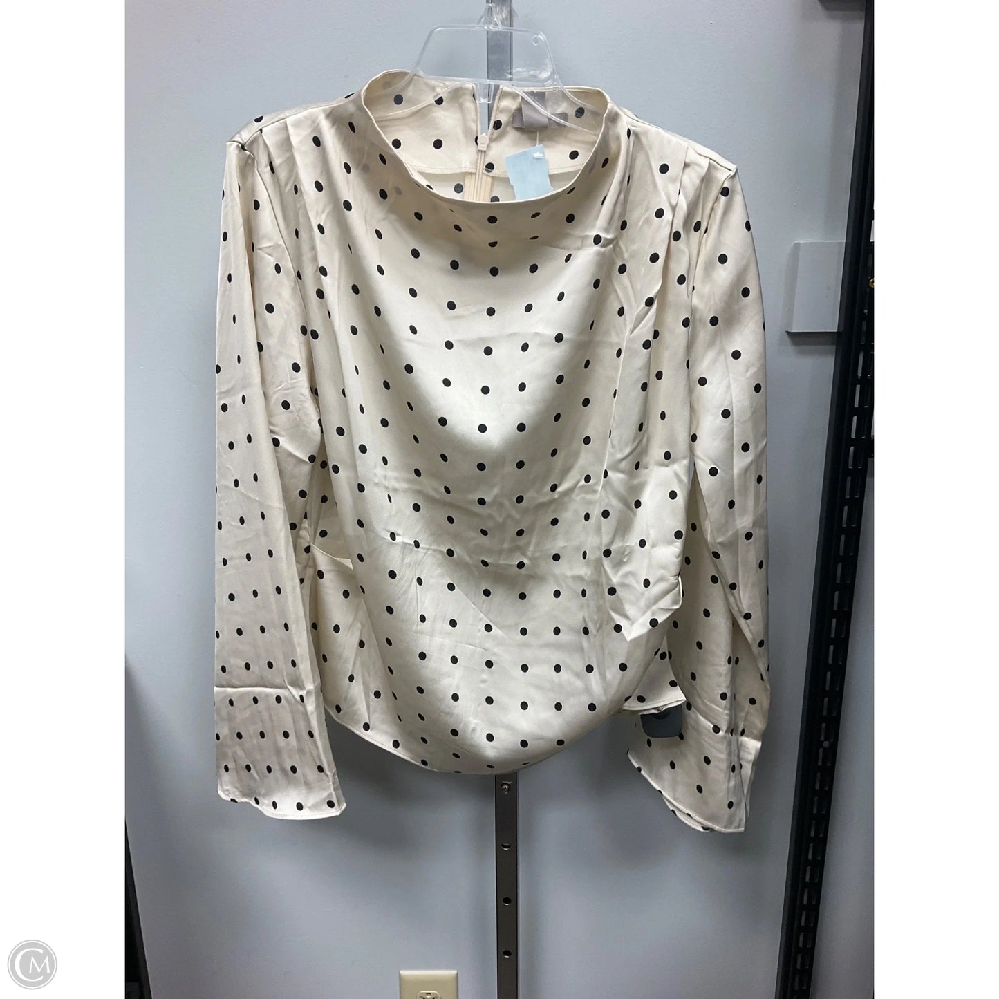 Top Long Sleeve By H&m In Polkadot Pattern, Size: L