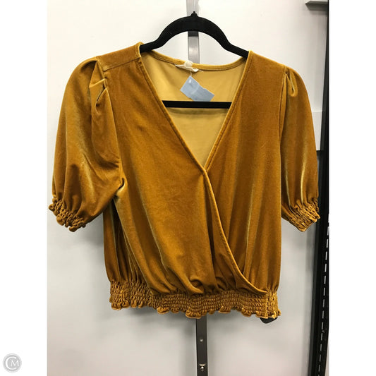 Top Short Sleeve By Madewell In Yellow, Size: S