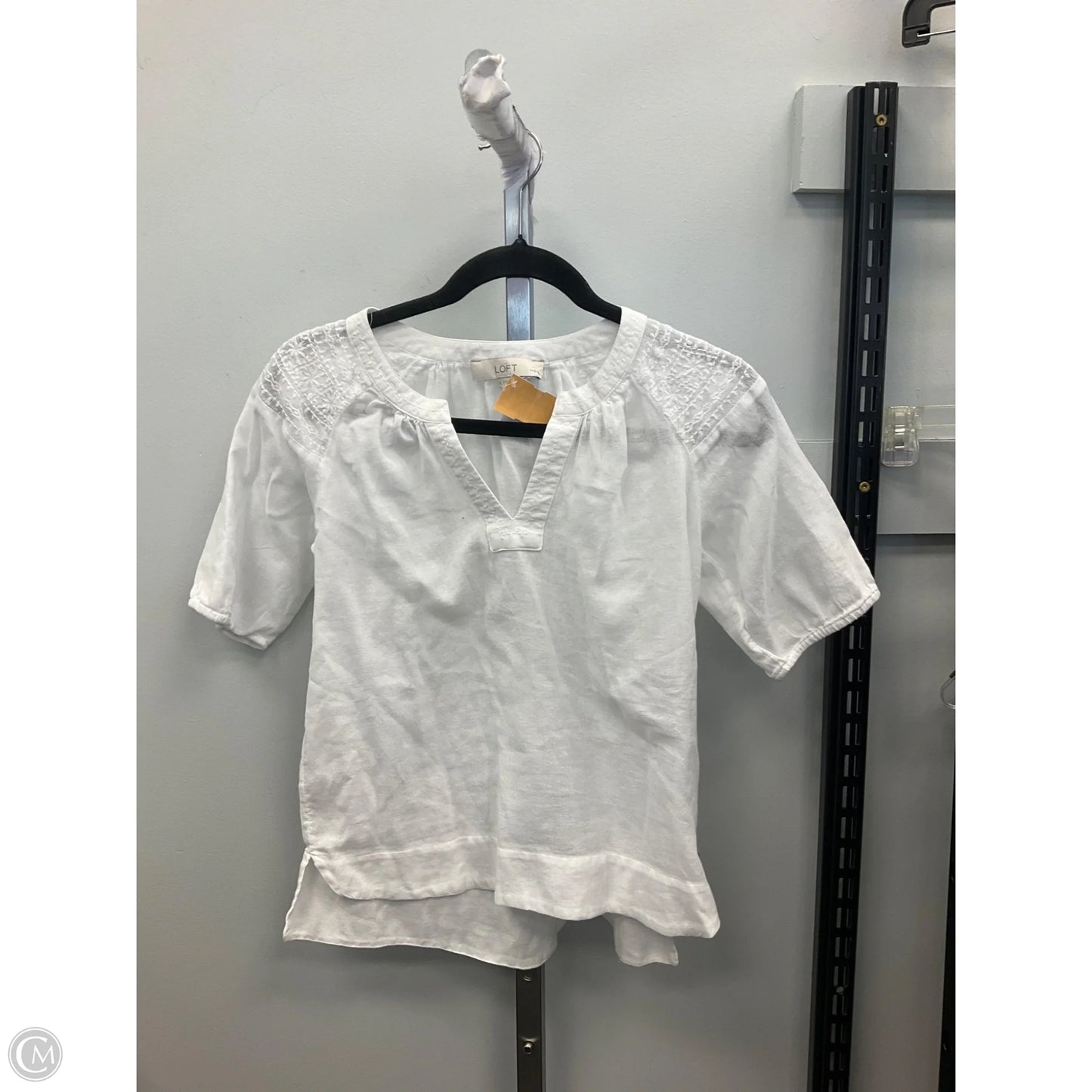 Top Short Sleeve By Loft In White, Size: Xsp