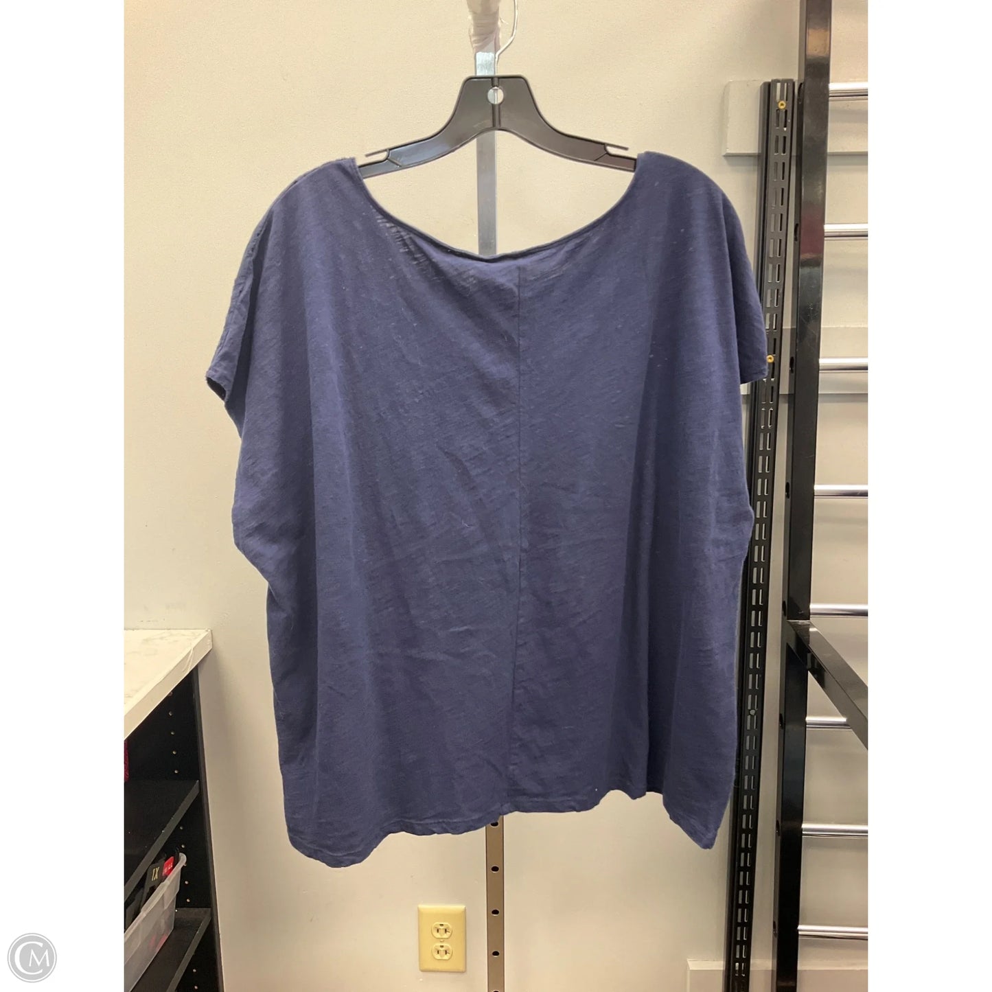 Top Short Sleeve By Old Navy In Navy, Size: Xxl