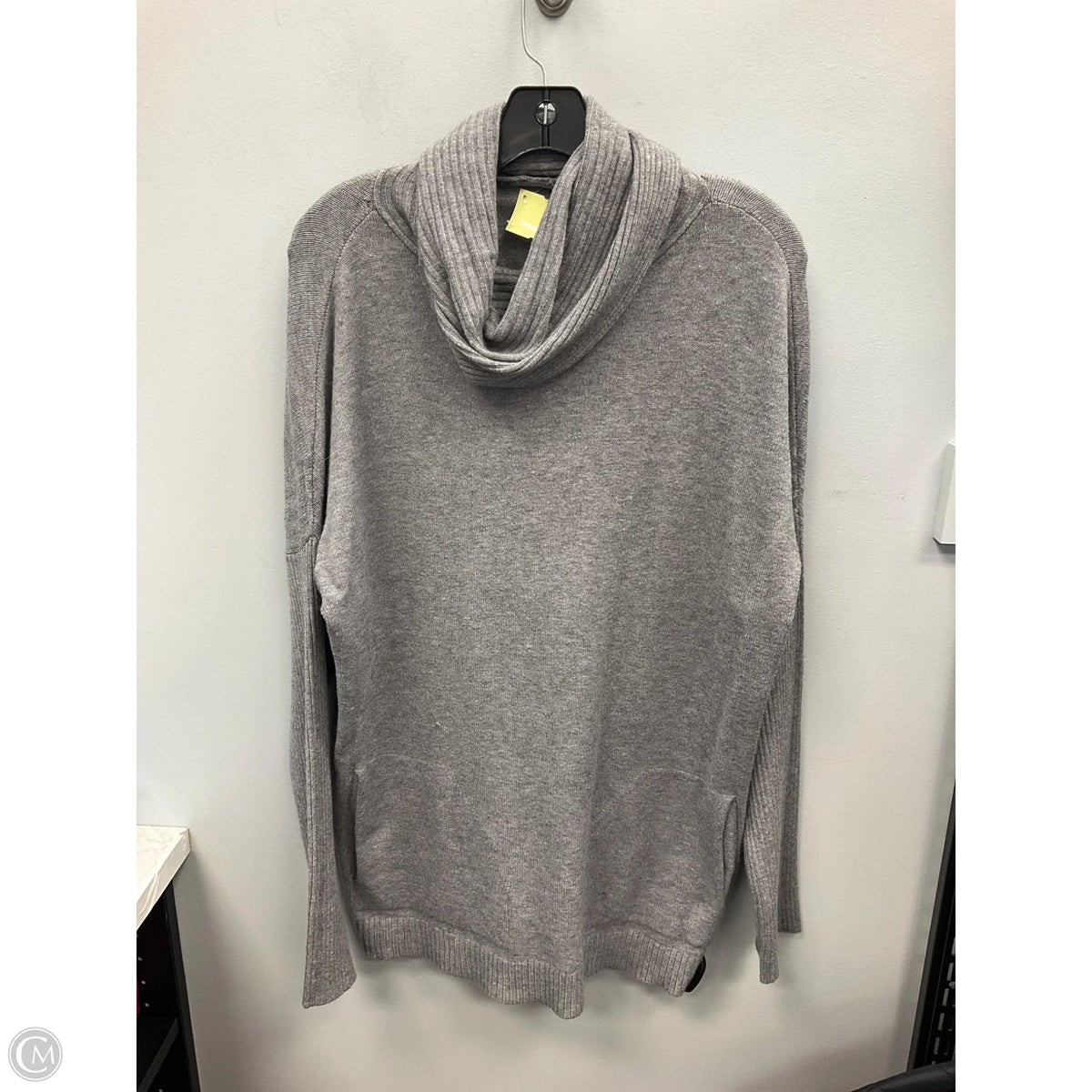 Sweater By Cyrus In Grey, Size: L