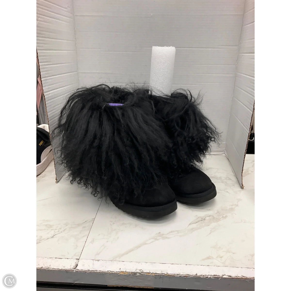 Boots Designer By Ugg In Black, Size: 8