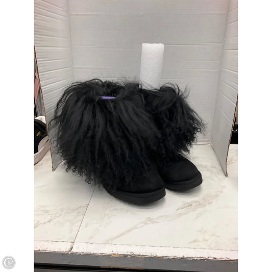 Boots Designer By Ugg In Black, Size: 8