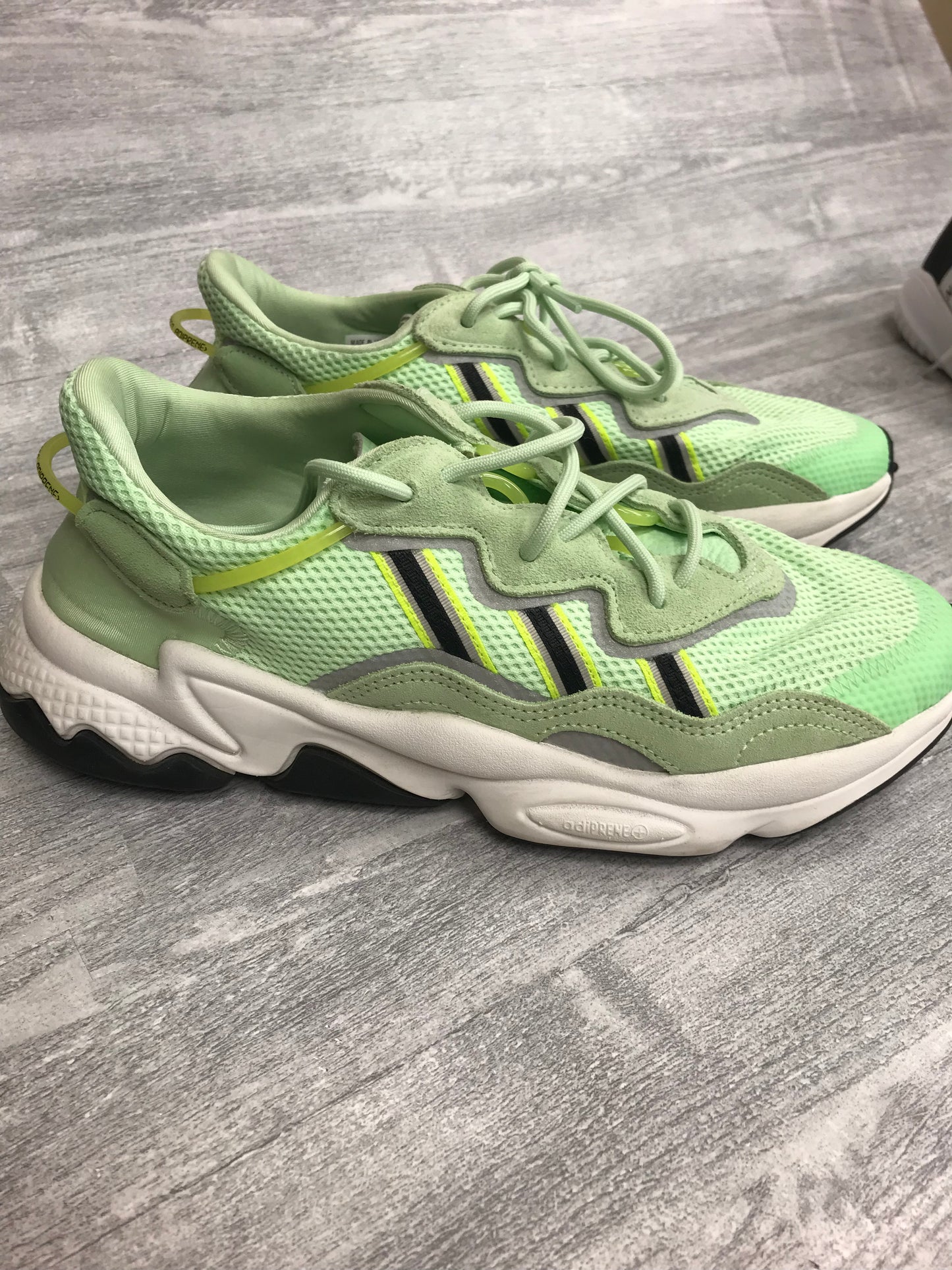 Shoes Athletic By Adidas In Green, Size: 9