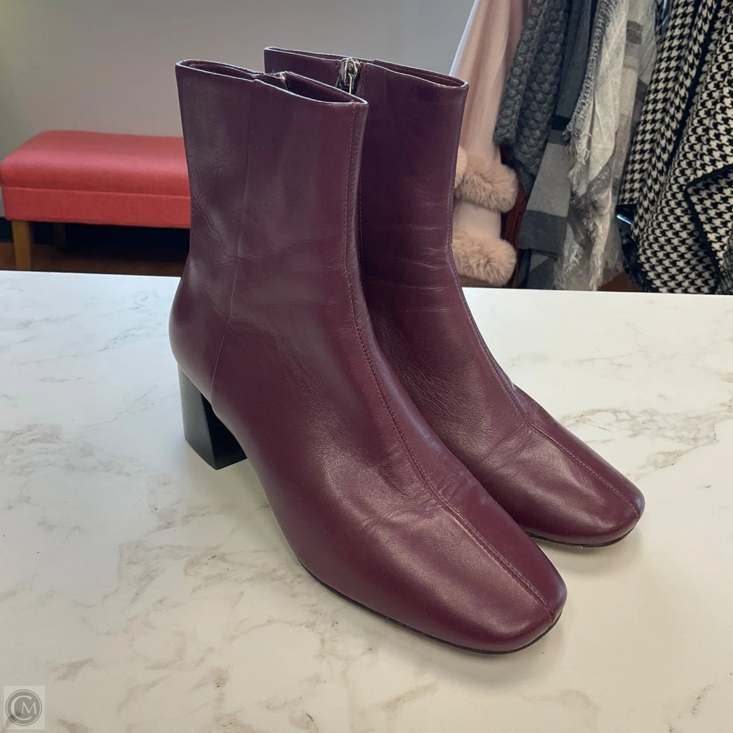 Boots Ankle Heels By Everlane In Maroon, Size: 7