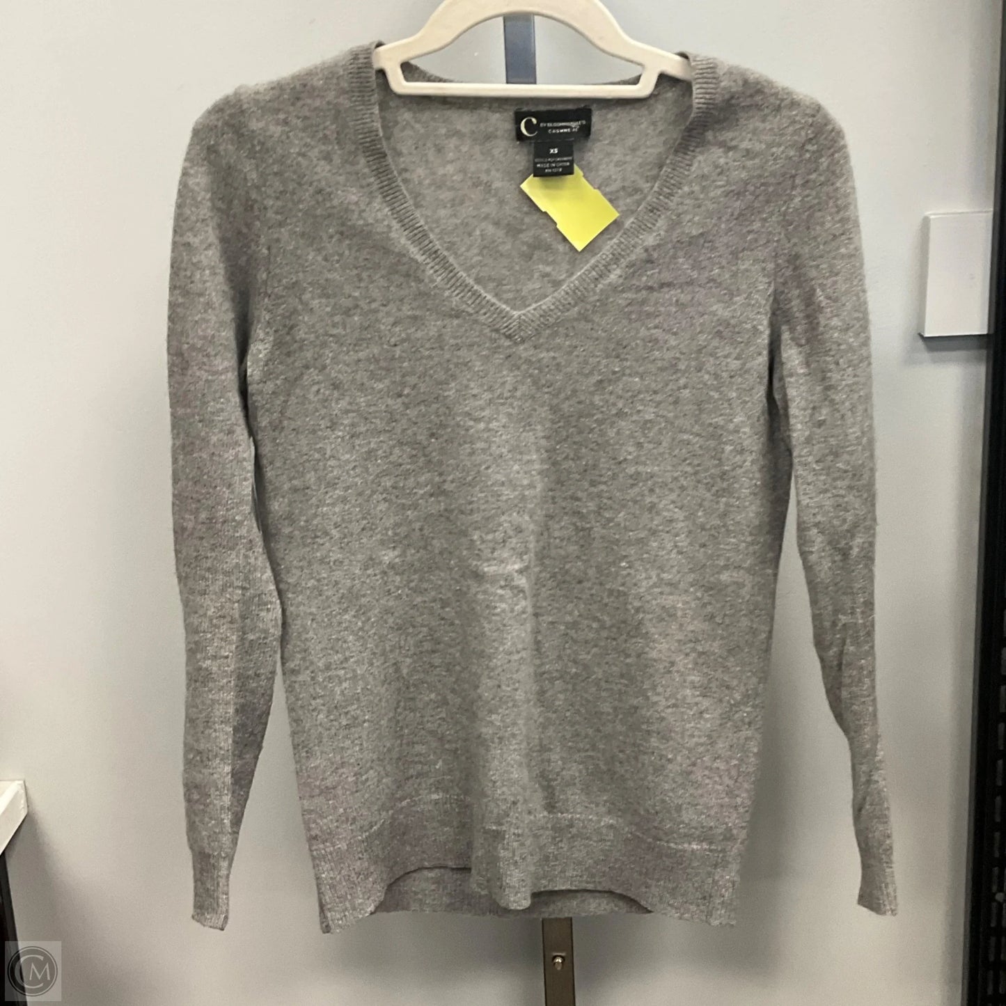 Sweater Cashmere By Bloomingdales In Grey, Size: Xs