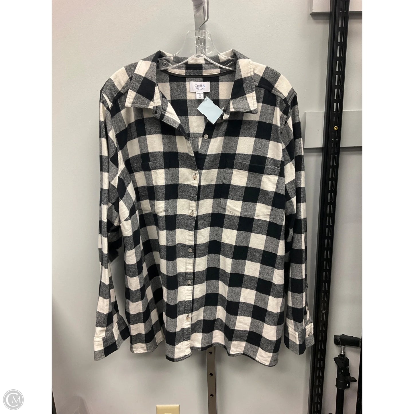 Top Long Sleeve By Croft And Barrow In Checkered Pattern, Size: 2x