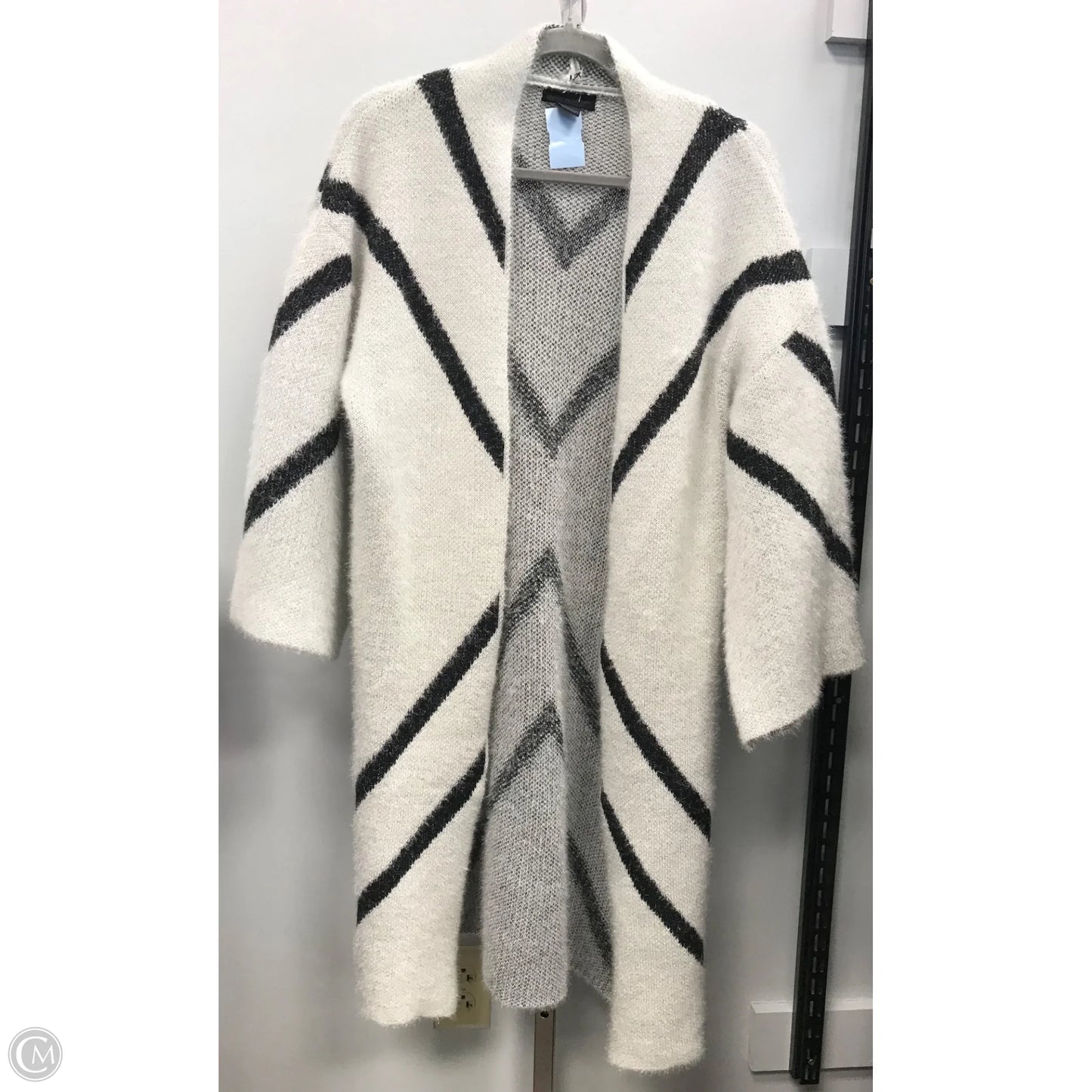 Sweater Cardigan By Steve Madden In Black & White, Size: Osfm