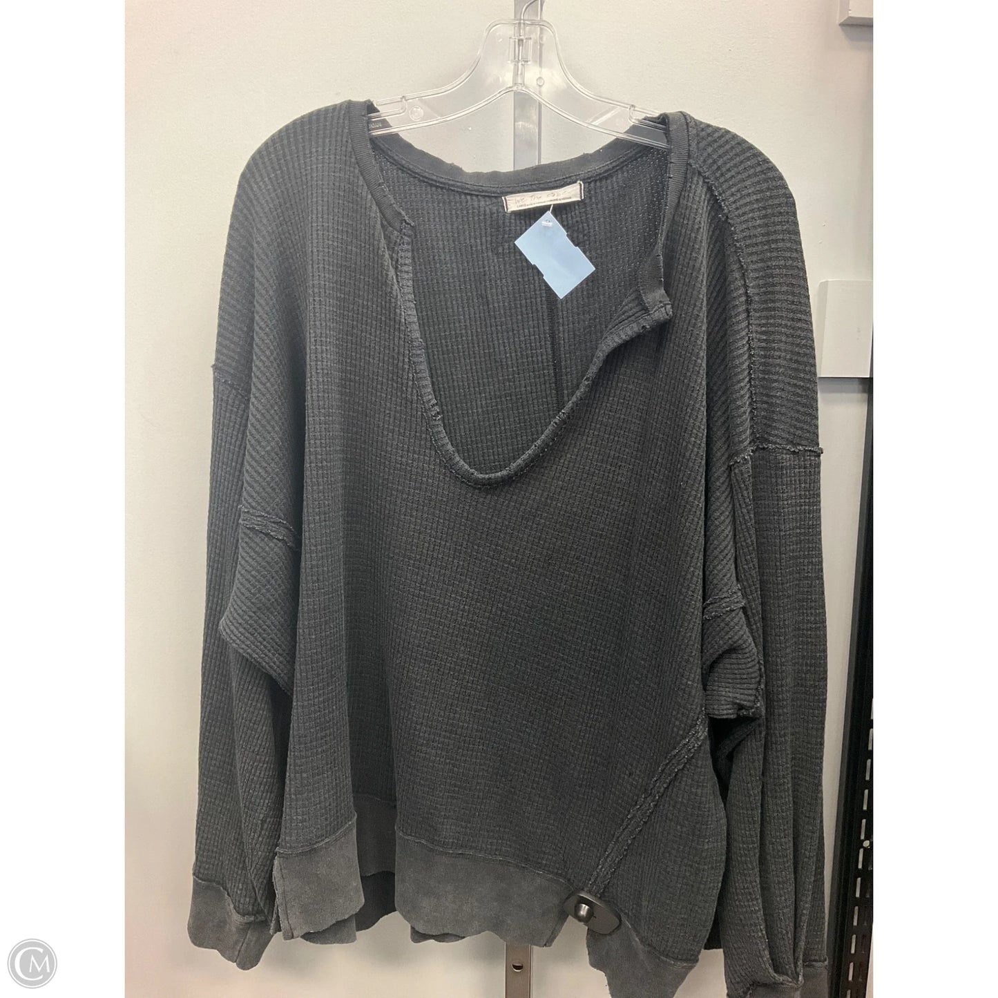 Top Long Sleeve By We The Free In Grey, Size: L