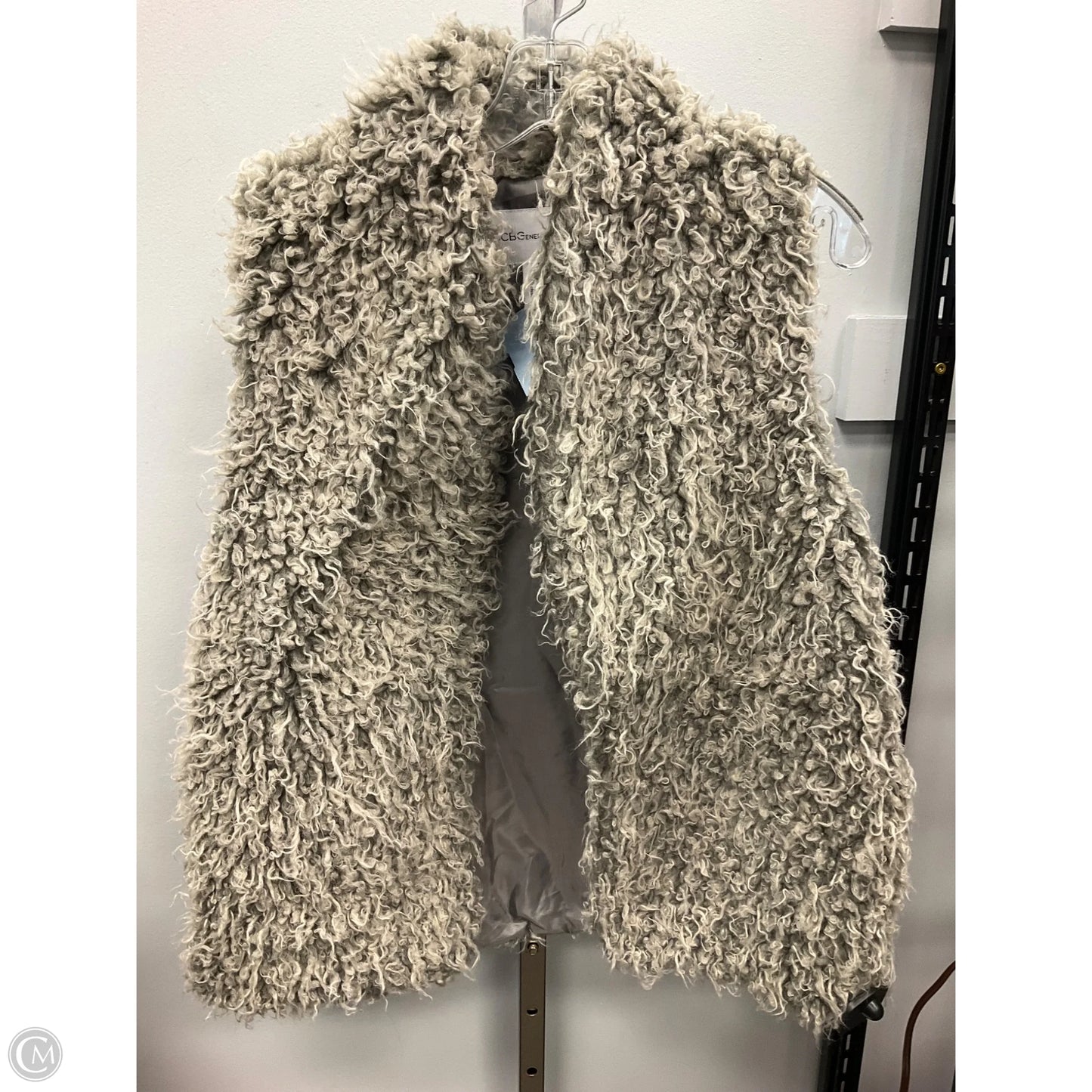 Vest Faux Fur & Sherpa By Bcbgeneration In Grey, Size: M