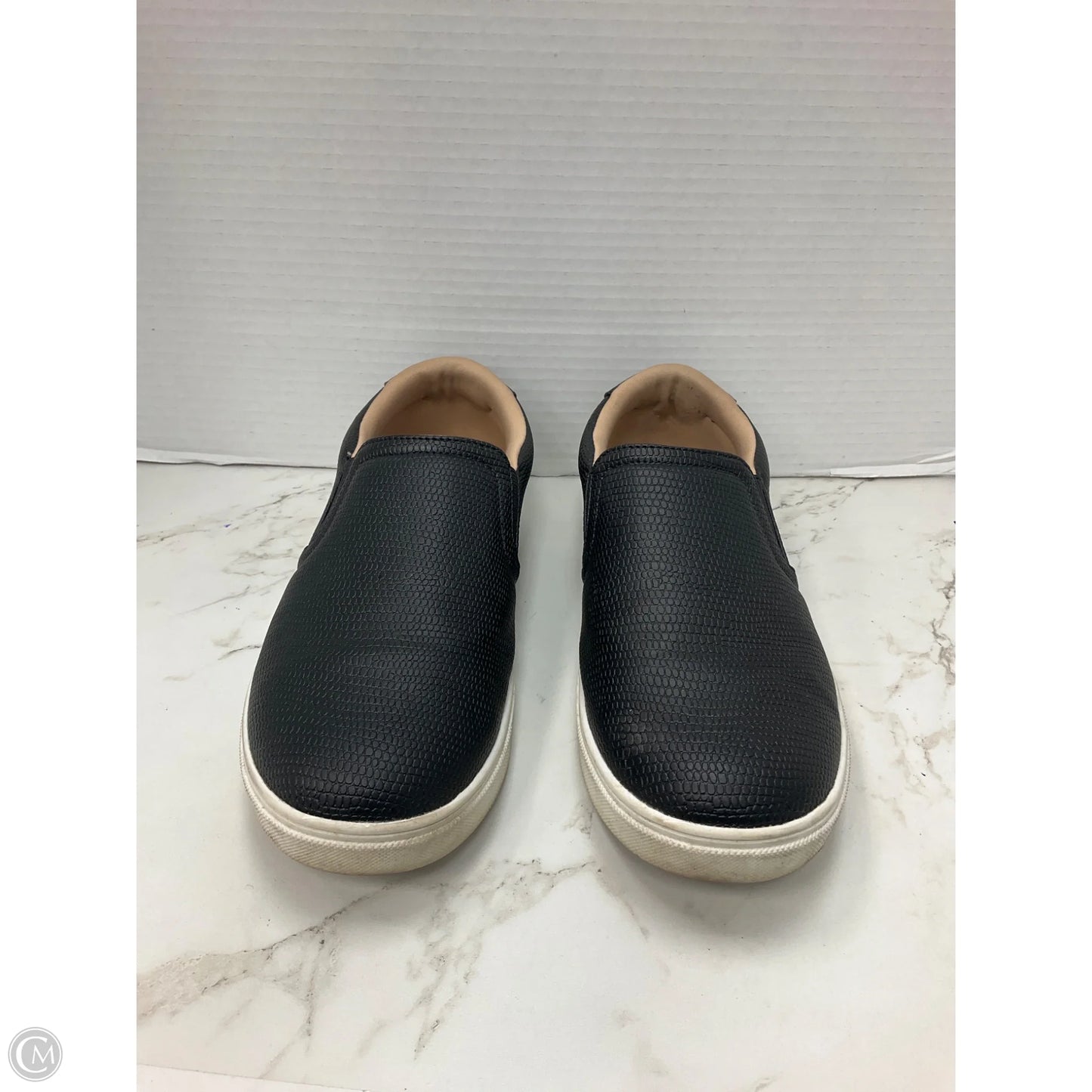 Shoes Sneakers By Cmc In Black, Size: 9