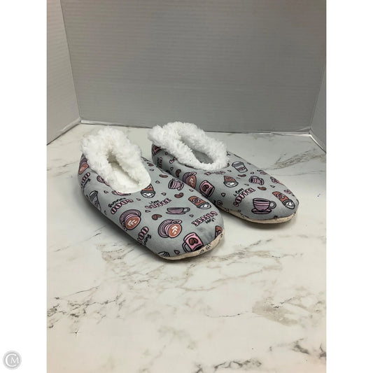 Slippers By Cmc In Grey